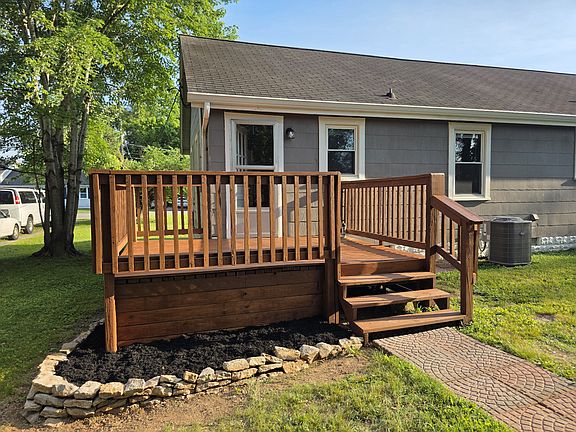 4th image of 211 Rushwood Dr