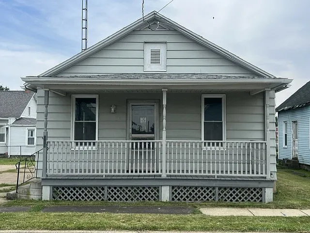 2 bed, 975 sqft, $1,125 — Photo 1