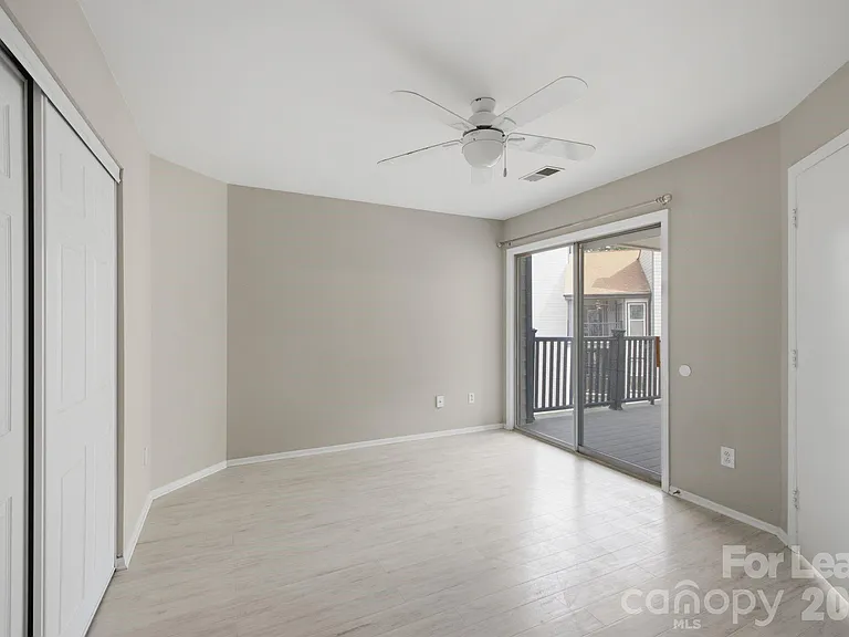 18841 Vineyard Point Ln — Photo 13