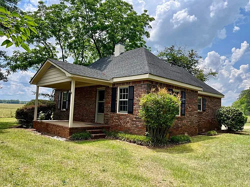 2061 Hodges Mill Rd Photo 1