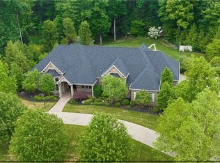 912 Champlain Pl, Gibsonia, PA