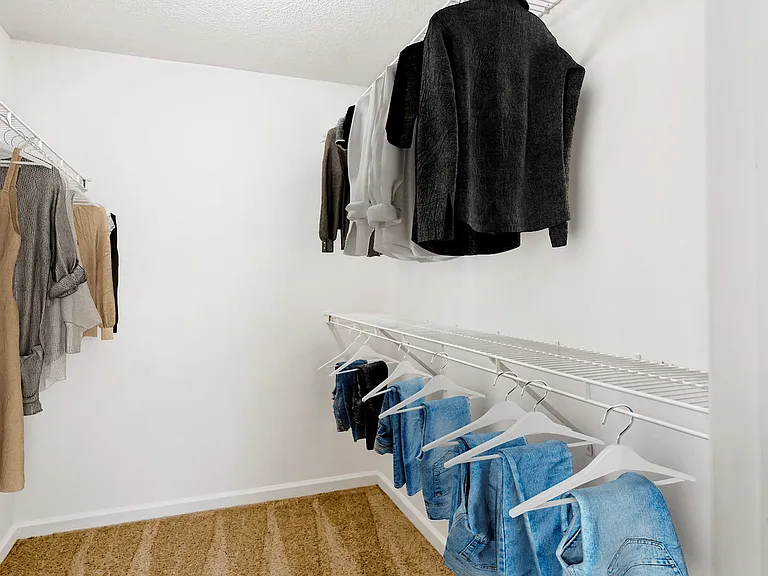 Genito Glen Apartments — Photo 24