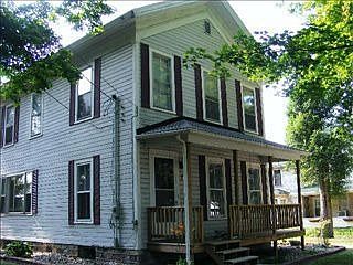 2nd image of 307 N Clark St