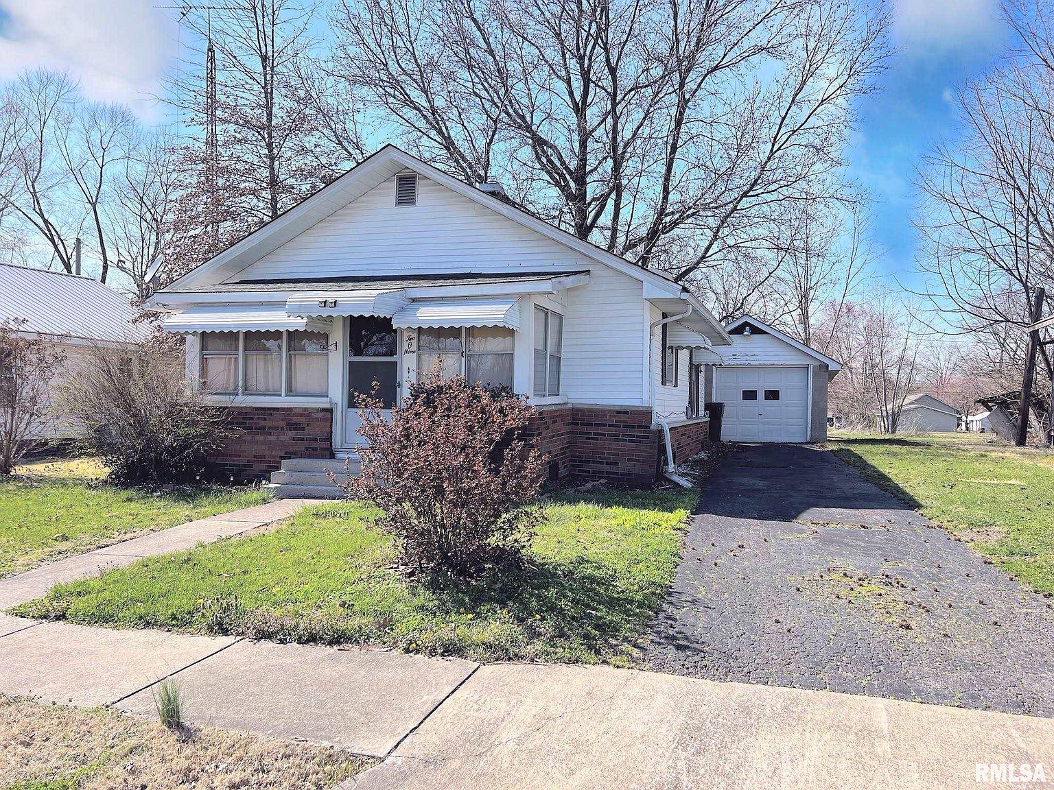 209 Elm St, Zeigler, IL 62999 Zillow