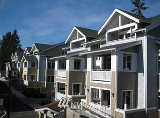 120 Hall Brothers Loop NW UNIT 13, Bainbridge Island, WA 98110