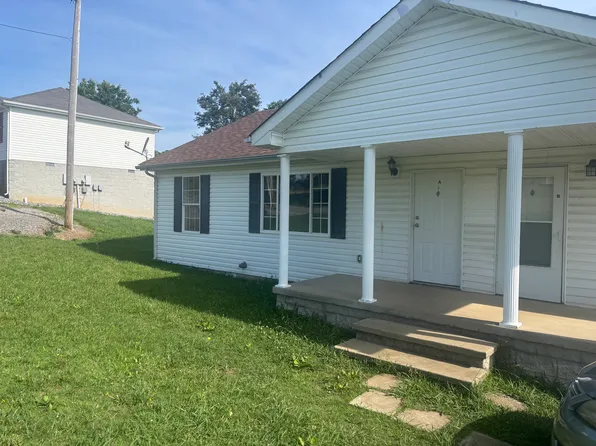 407 Days Rd #A, Lafayette, TN 37083