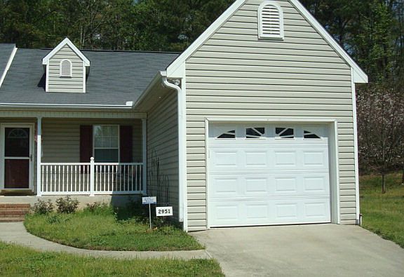 3rd image of 2951 Southshore Ct