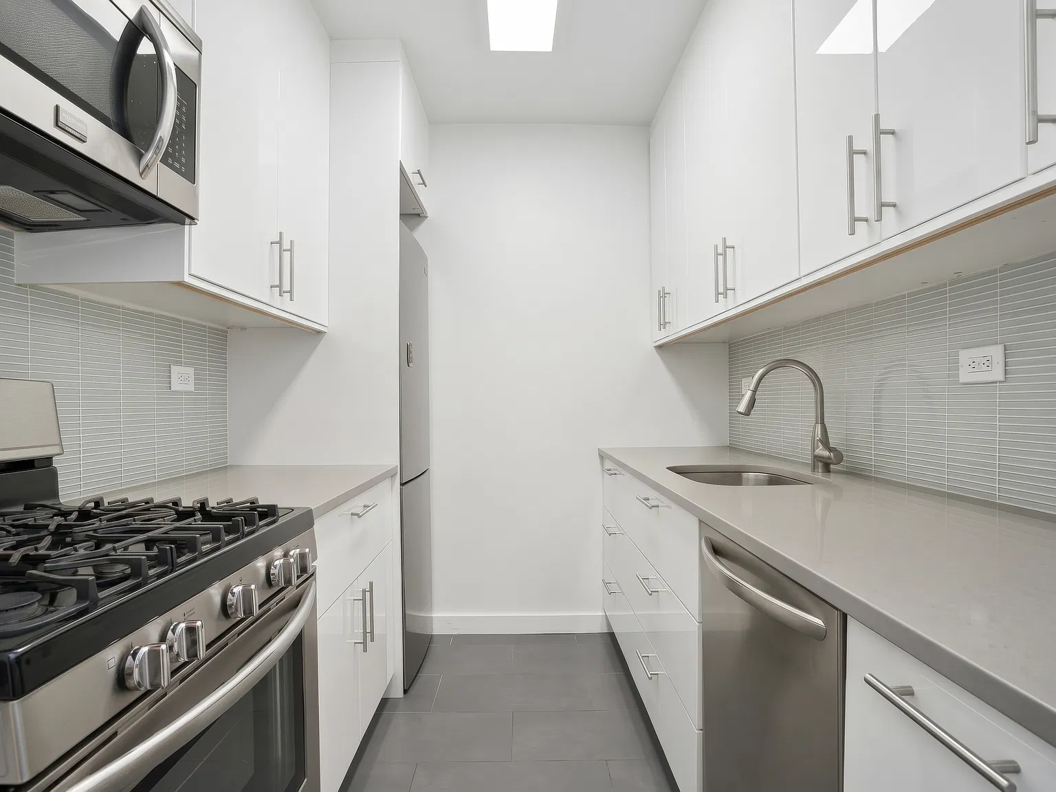 400 East 56th Street — Photo 4