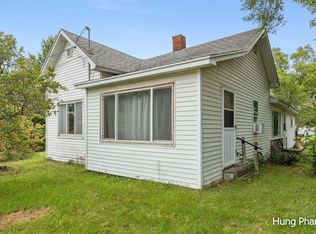 1569 S Sheridan Rd, Stanton, MI 48888