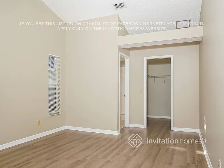 7115 Queen Palm Cir — Photo 10