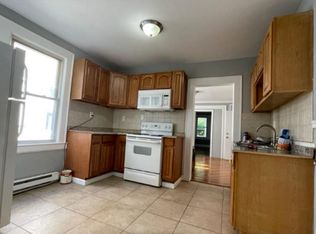 81 22nd St #2R, Irvington, NJ 07111