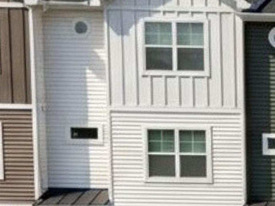 1st image of 745 Zephyr Dr