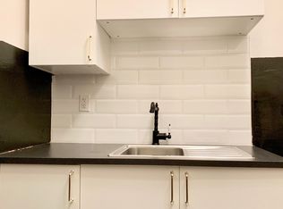 1528 King St W, Toronto, ON M6K1J6