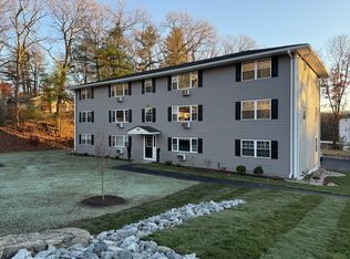 484 Victory Hwy APT 3, North Smithfield, RI 02896