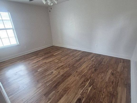 5th image of 5733 109th St