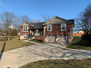 728 Jacobs Station Rd, Saint Charles, MO 63304