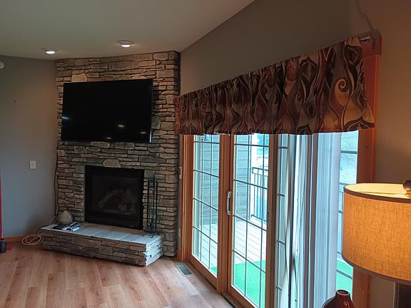 5th image of 8600 Lakeview Dr #D