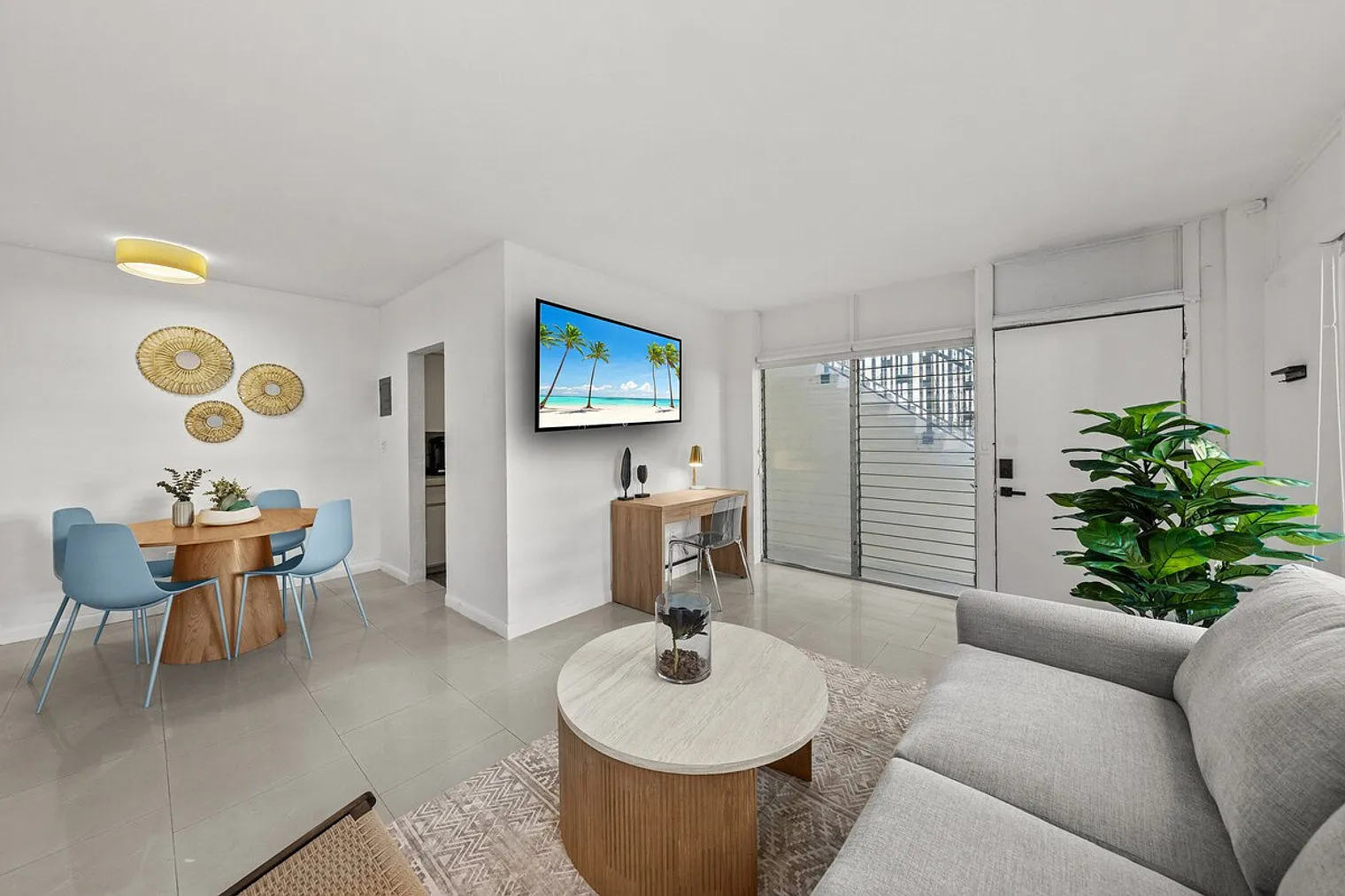 1 bed, 1.0 bath, $4,061 — Photo 2