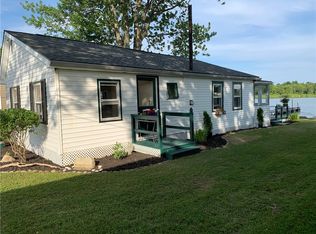2216 Humphrey Ln, Cape Vincent, NY 13618