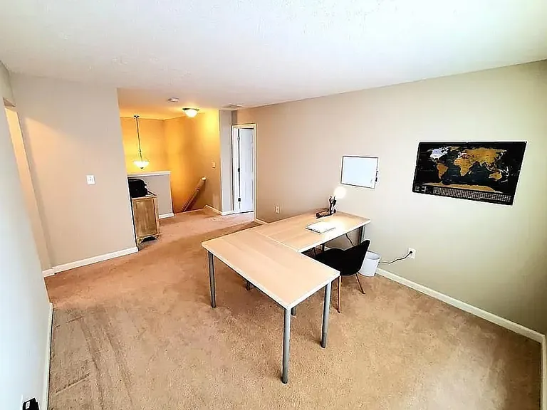 Loft area between bedrooms