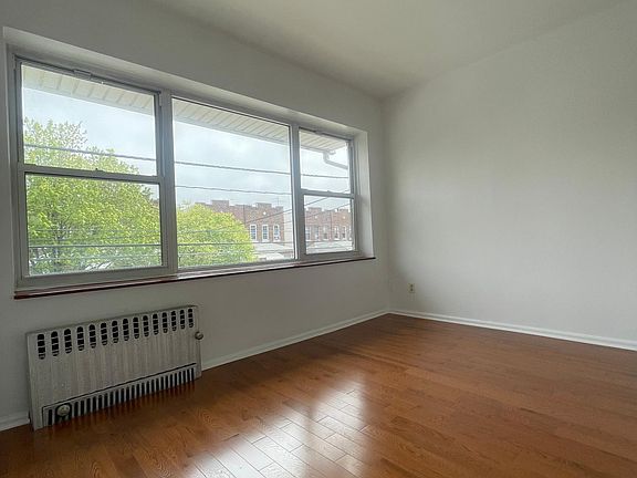 4th image of 1560 78th St Floor 2