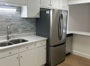 520 W Eastman St APT 1G, Arlington Heights, IL 60005