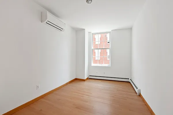 Rented by Nest Seekers International | media 8