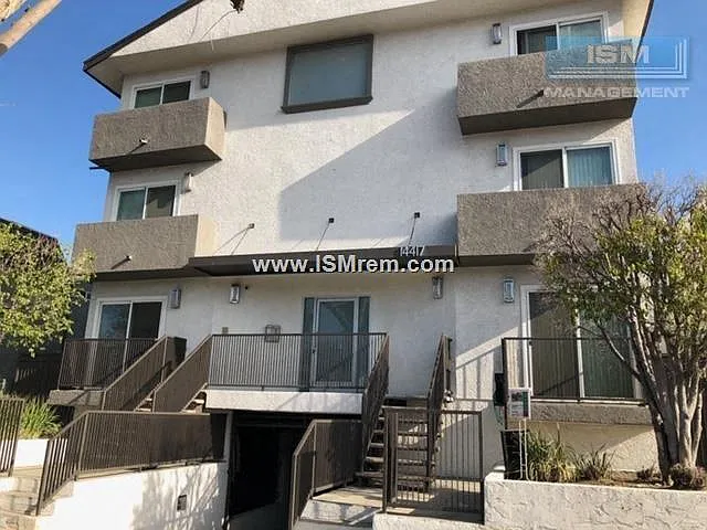 14417 Tiara St — Photo 21
