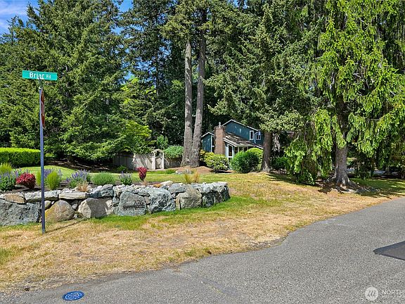 3rd image of 276 Briar Road