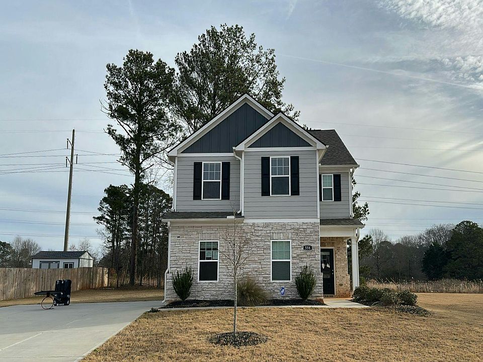 1st image of 558 Meadows Farm Dr