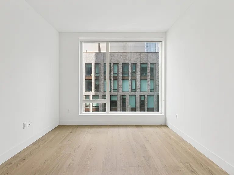 312 W 43rd St #3129H — Photo 10