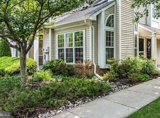 1607 Saxony Dr, Mount Laurel, NJ 08054