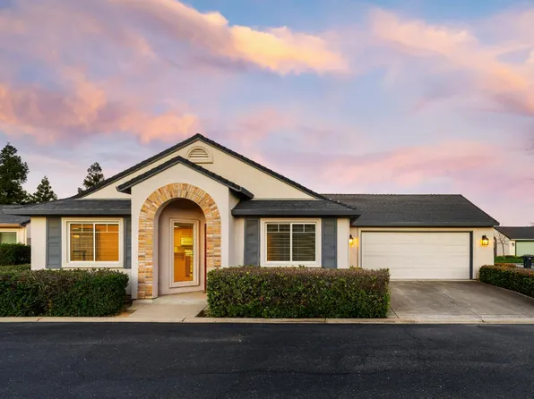 682 Village Dr, Galt, CA 95632