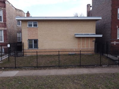 7251 S Ridgeland Ave APT A, Chicago, IL, 60649
