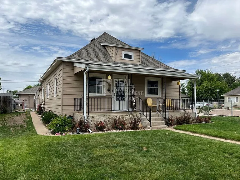332 Cheyenne Ave — Photo 2