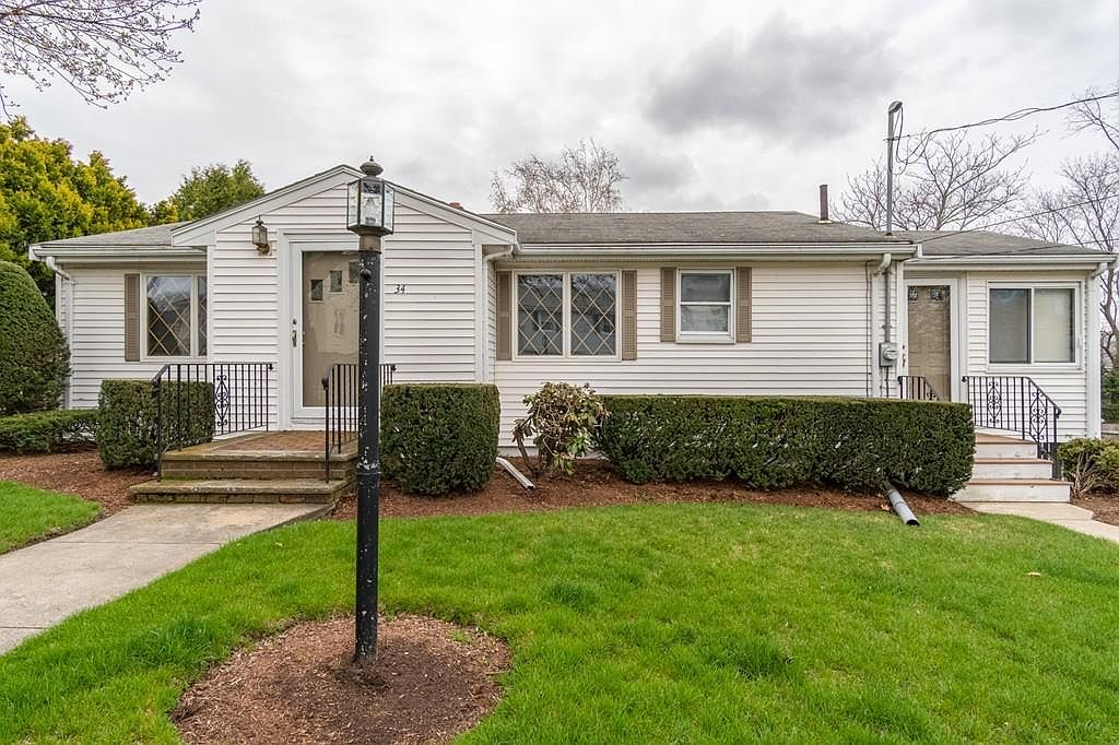 34 Newcastle Rd, Peabody, MA 01960 | Zillow