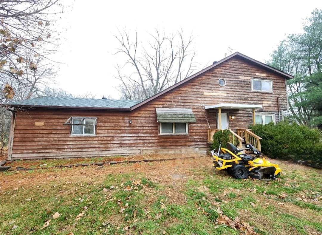 1352 Gerber Rd photo 1