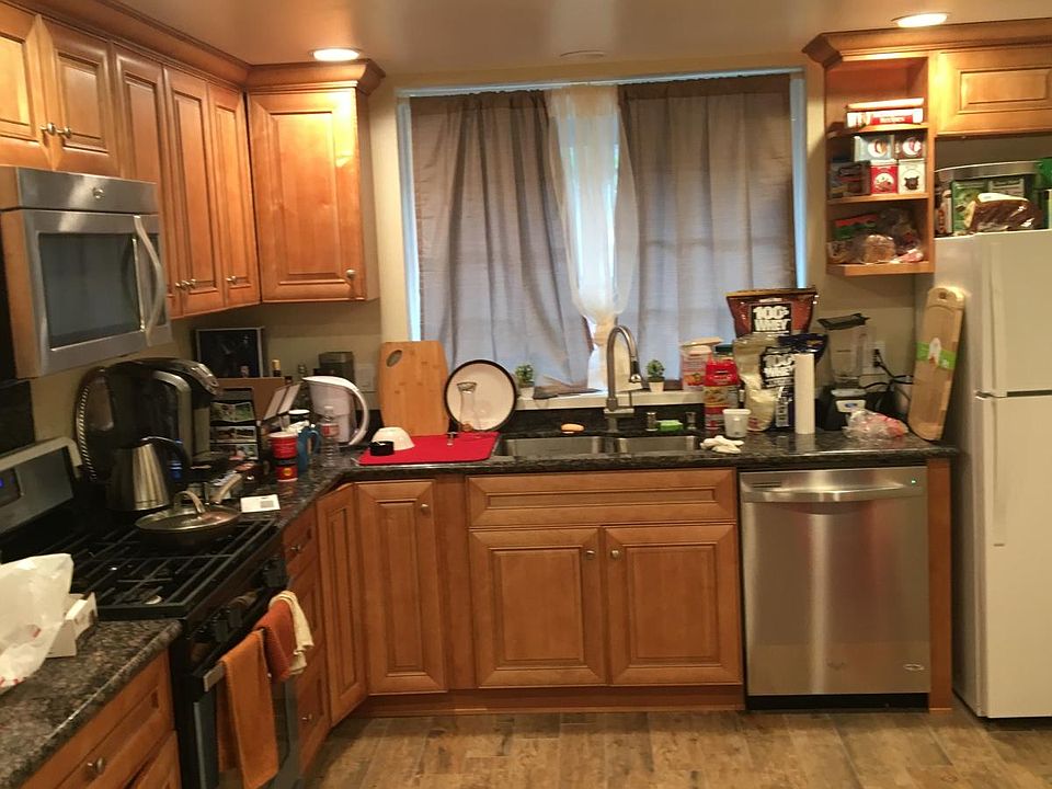 1st image of 15103 Saranac Dr