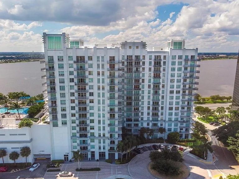 300 S Australian Ave #1115 — Photo 4