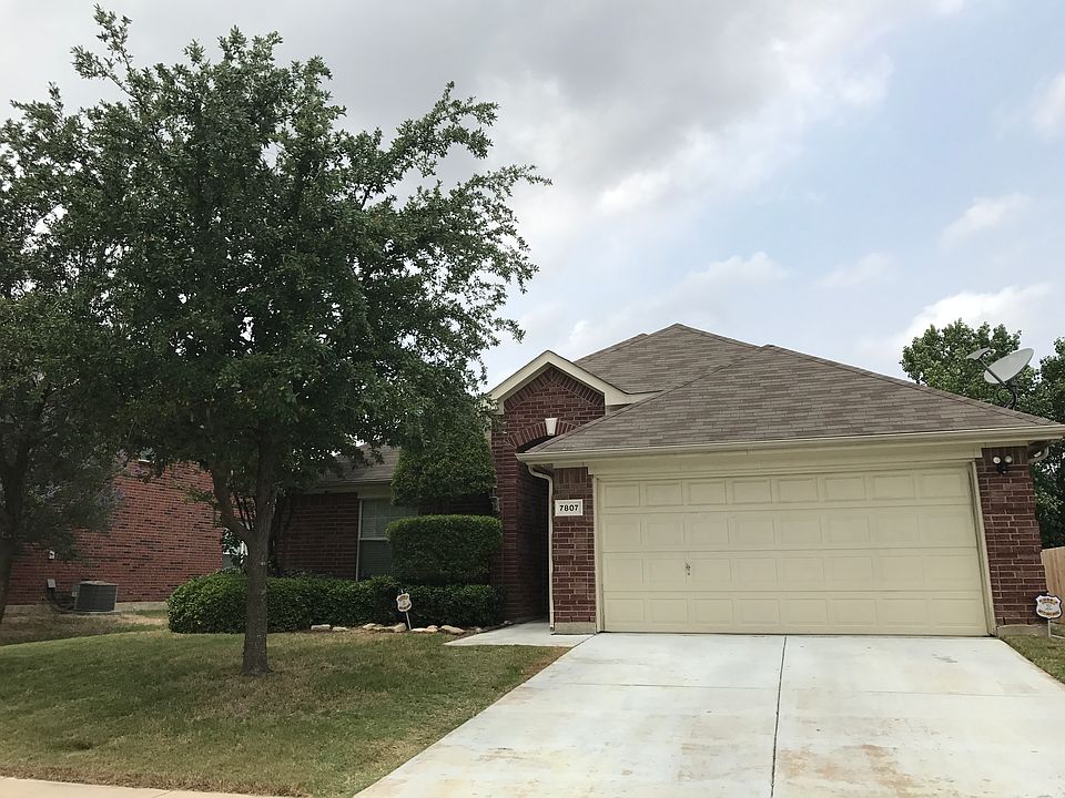 1st image of 7807 Quiet Waters Dr