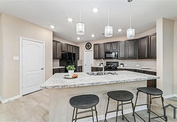 4th image of 4706 Westfield Prairie Ct