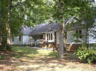 8205 Ashwood Dr, Raleigh, NC 27603