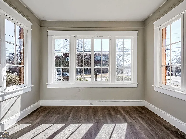 1445 Lucile Ave SW — Photo 11