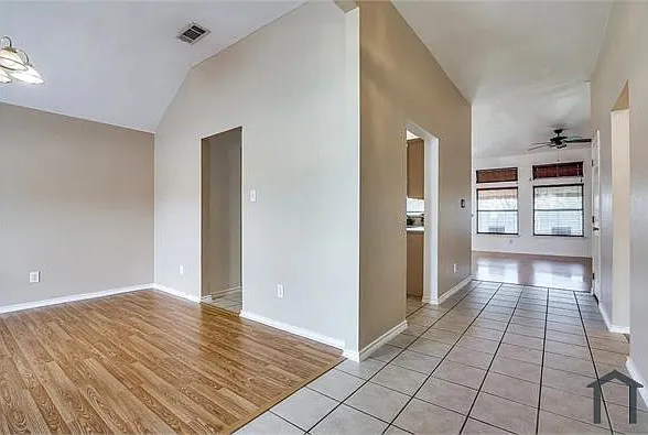 7309 Normandy Rd — Photo 14