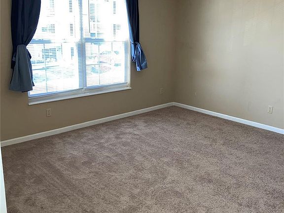 4th image of 115 Jubilee Hill Dr Unit F