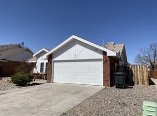 25 Cliffrose Trl, Los Lunas, NM 87031