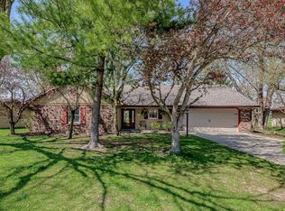 409 Eagle Ct, Columbia City, IN