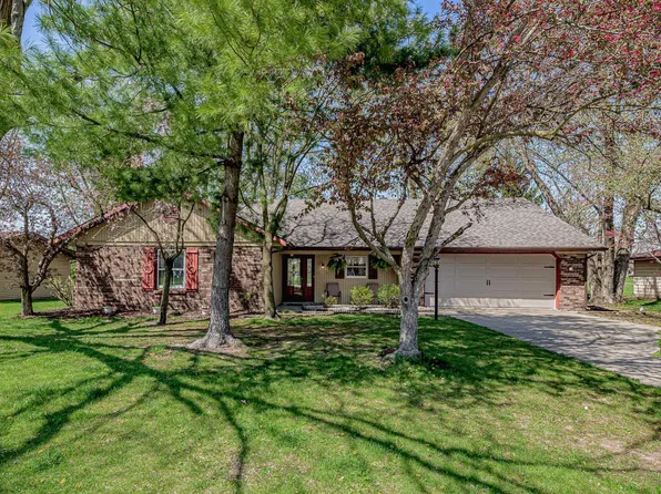 409 Eagle Ct, Columbia City, IN 46725