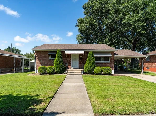 3161 Carlson Ave, Granite City, IL 62040