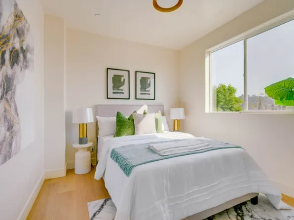 714 1/2 N Chestnut Ave, Los Angeles, CA 90042